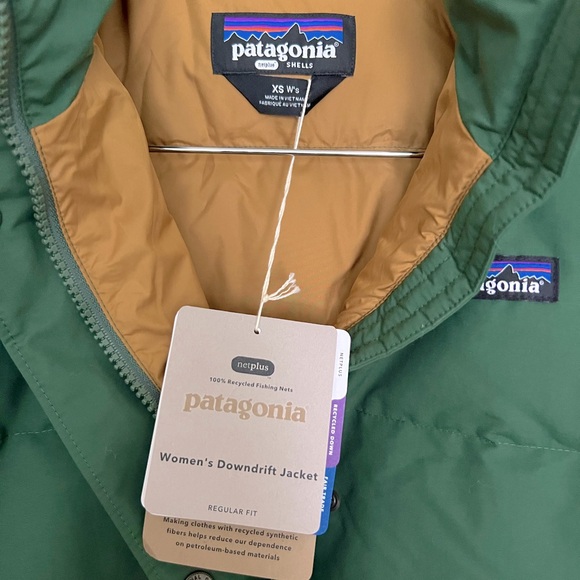 NWT Women’s Patagonia Downdrift Jacket in Sublime Green, Size XS - Picture 6 of 7